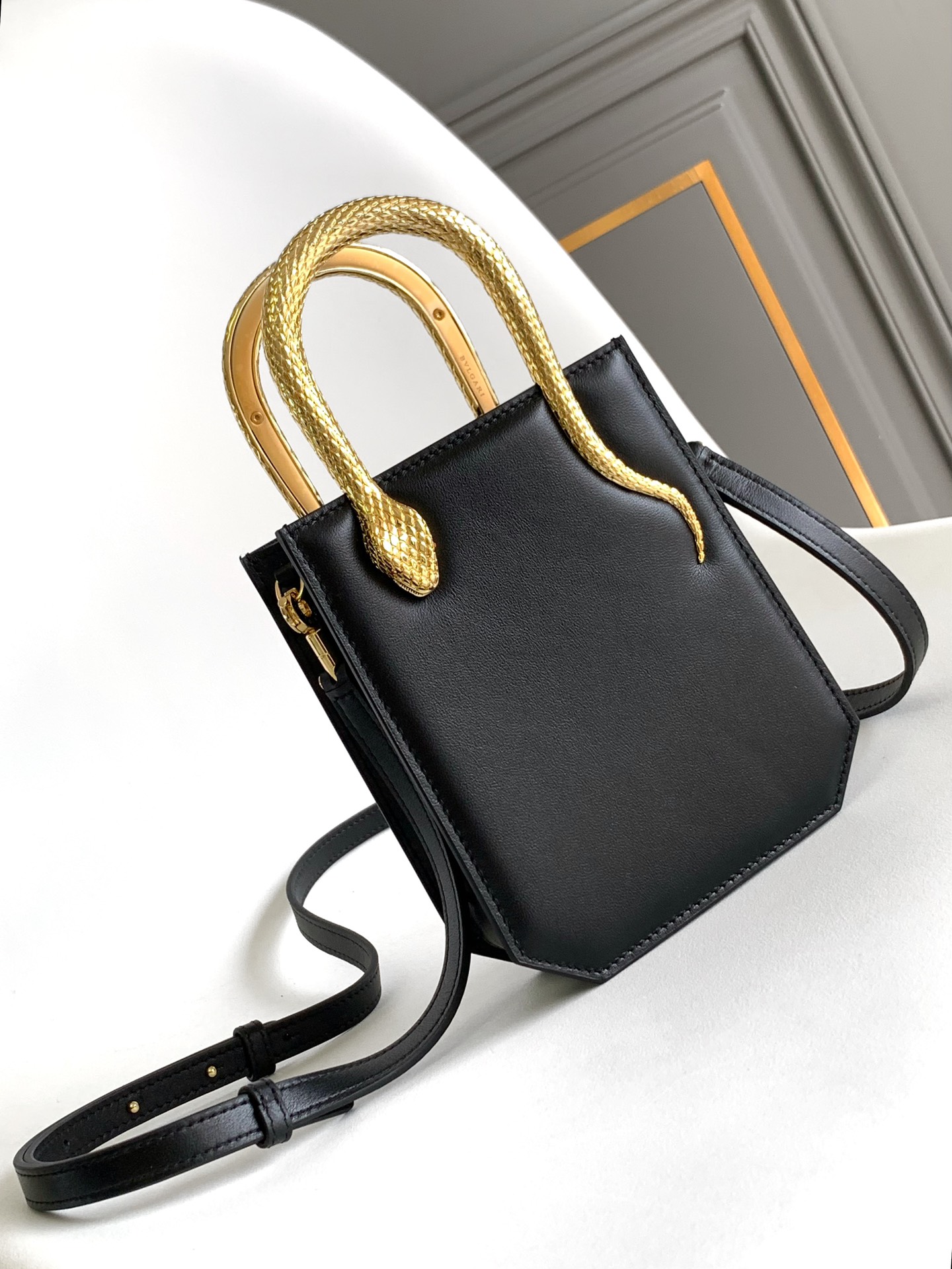 Bvlgari Serpentine Tote Shoulder Bag Black